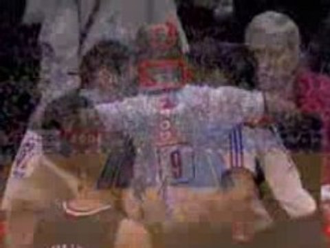 NBA Devin Harris gets control of the ball and hoist the ball