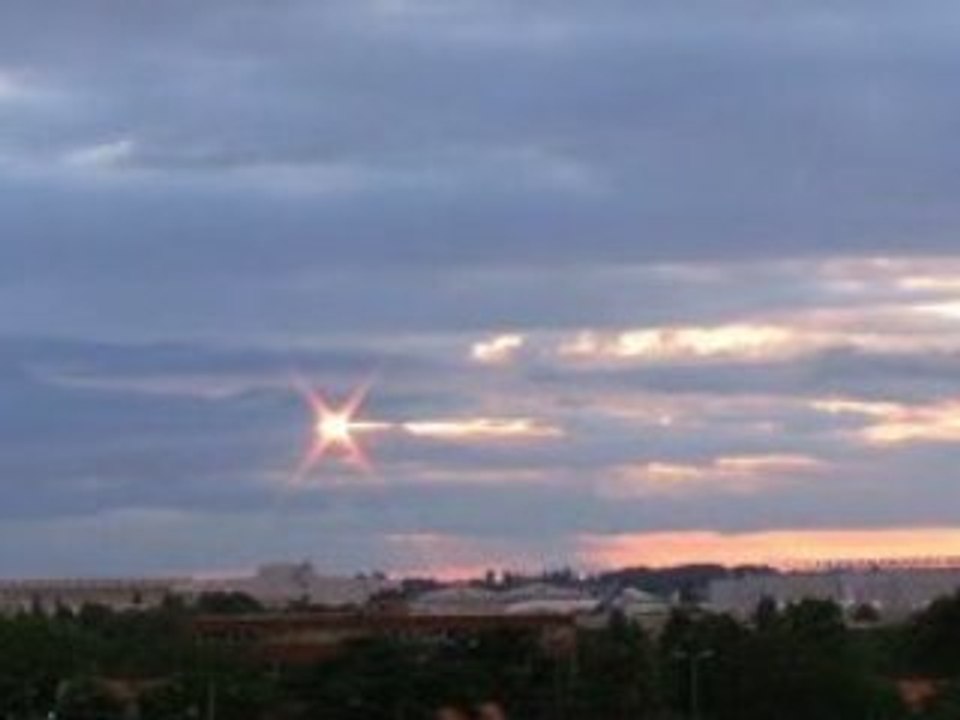 Coucher de Soleil + A380