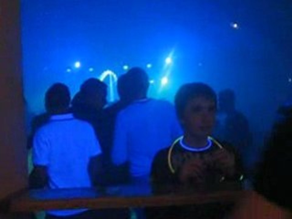 21/02/09 [Holiday's Event] DJ Otzi - Hey Baby