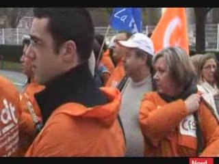 3suisses-manif-croix-240909.avi