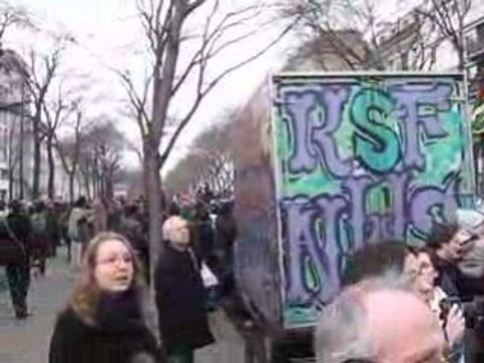 Défilé de carnaval à Ménilmontant le dimanche 22/02/2009