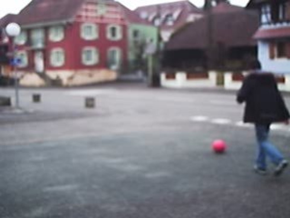 mets le ballon ou tu veux!!