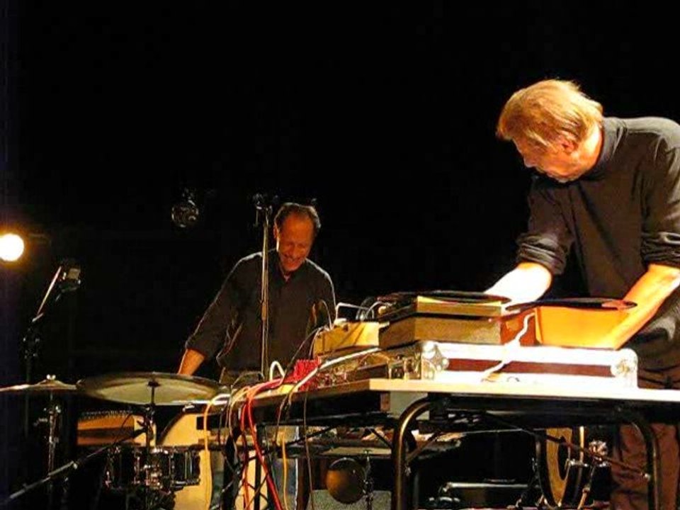 SONIC PROTEST 2008 - Michael Vorfeld & Claus Van Bebber