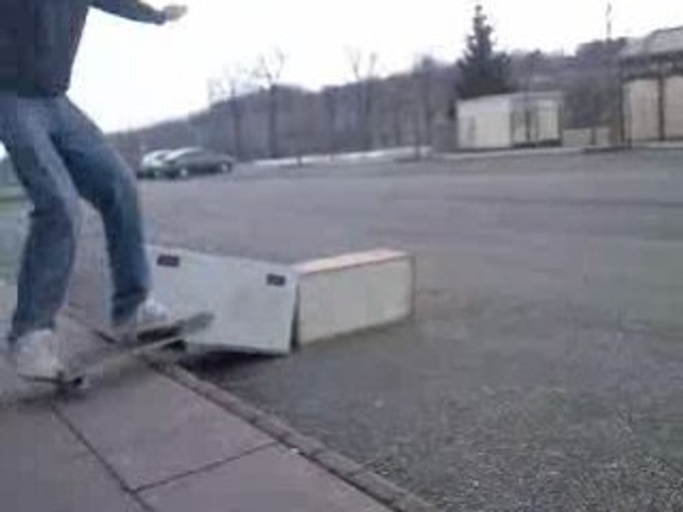 Sk8 Corps Matt en  Board slide to board slide xD