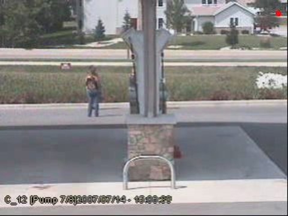 Regis- a la pompe-essence