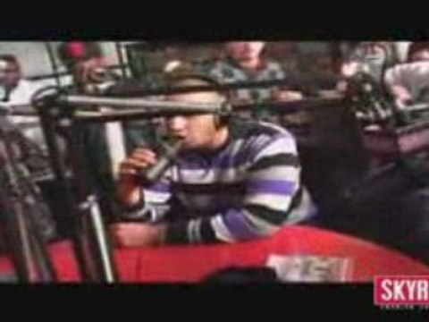 Clip La swija ft akon live radio