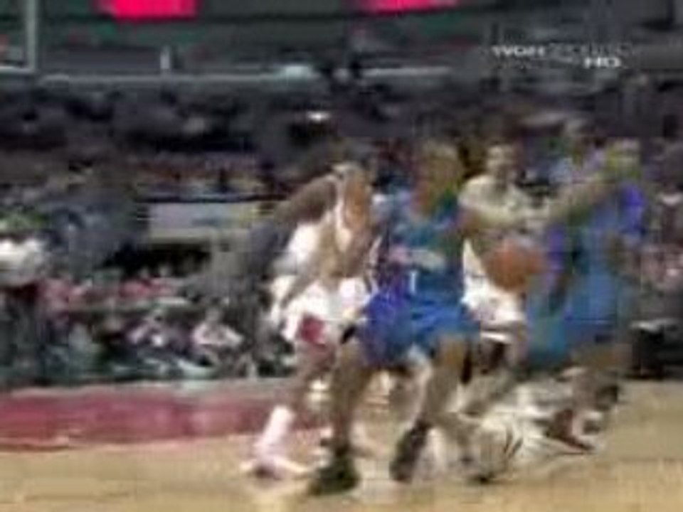 NBA Brad Miller picks off Rafer Alston's pass and takes it i