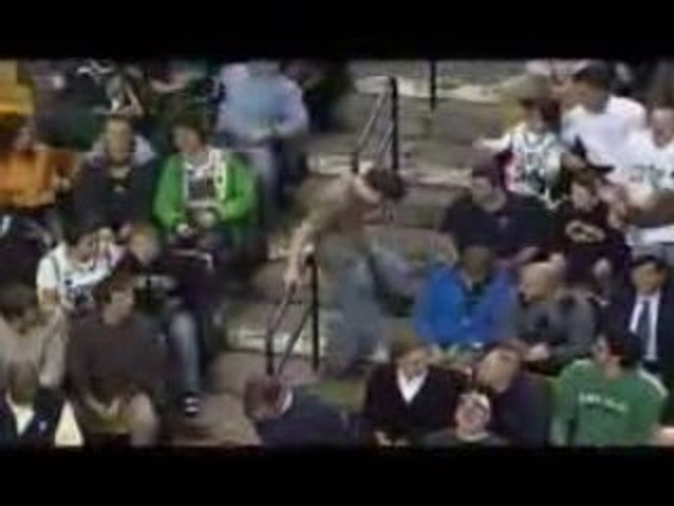 Basketball fan Dancing