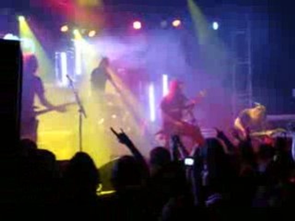 Children of Bodom [Elysée Mont Martre] - Hate Me