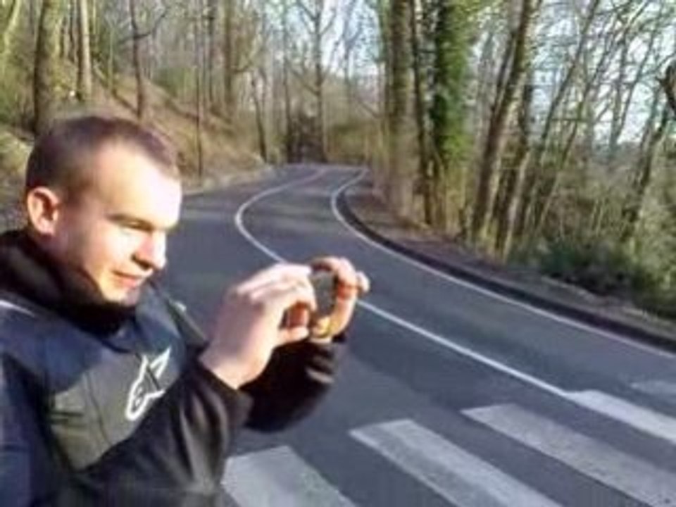 Z750 vs Gsxr ?? vs R6 vs Fazer 17 virages