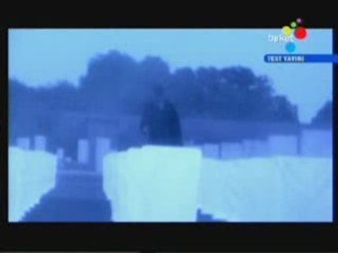 Ferda Anıl Yarkın-Yaralıyım