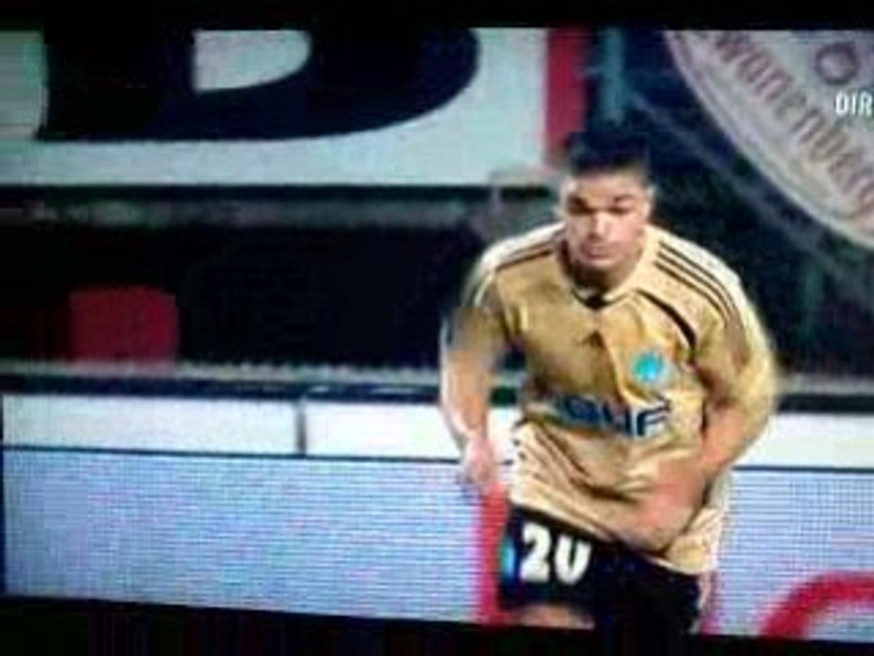 Twente / OM Ben Arfa - coup franc