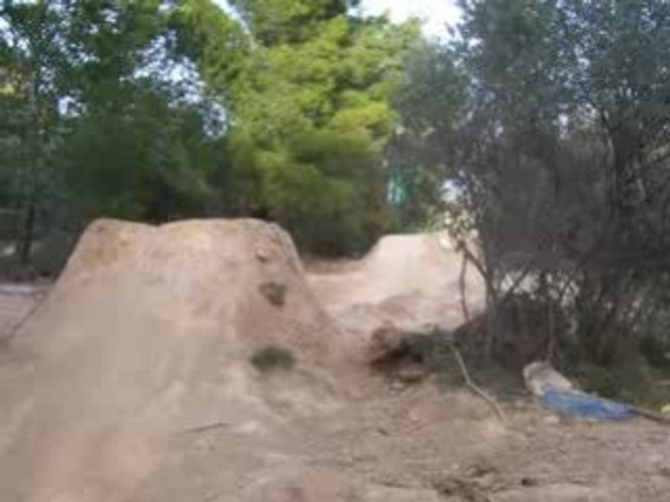 dirt-commencal-super-team