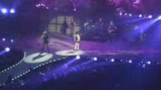 AC/DC - Bercy 2009 - War Machine (HIGH QUALITY)