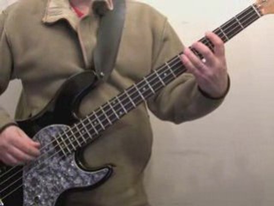 how to play bass for beginners under pressure part 2