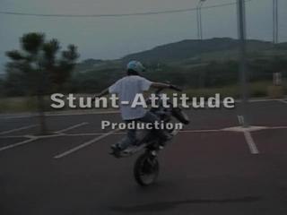 Stunt attitude