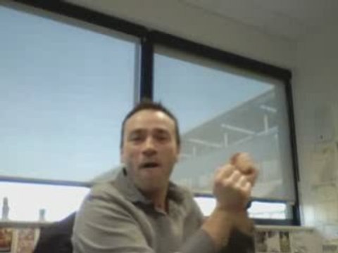 Thierry au boulot, 2 semaines avant le départ pour New York