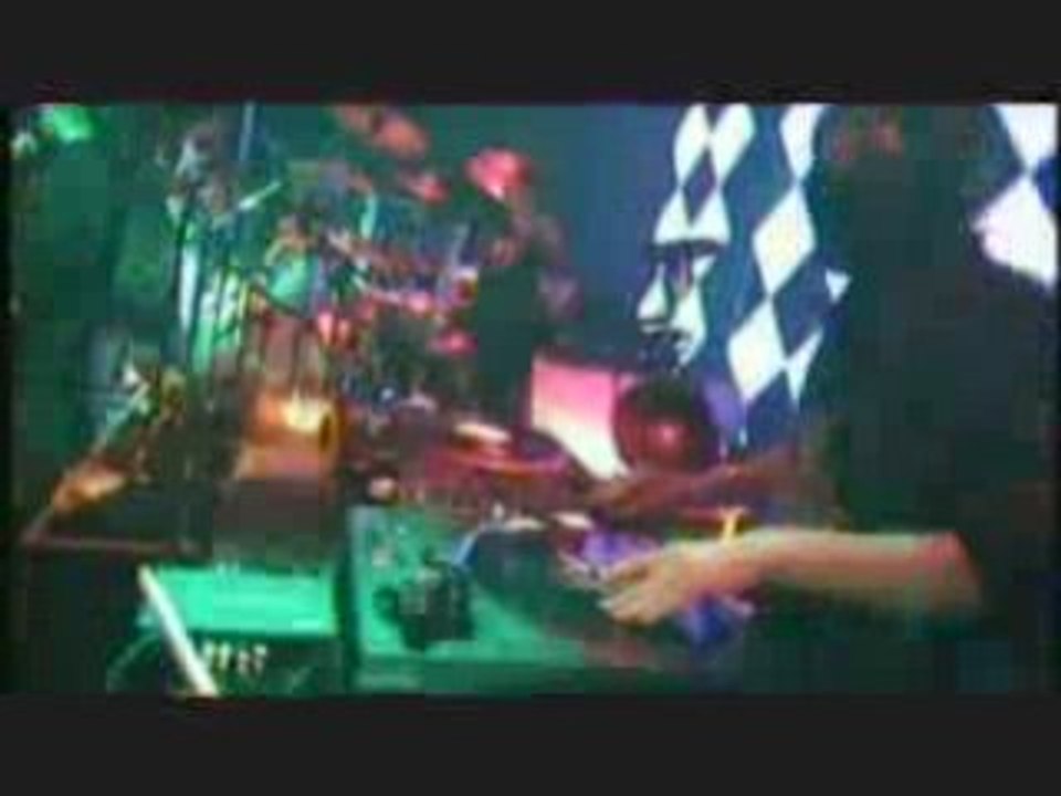 Miyavi NEO VISUALIZM Tour 2007 pt.10 of 16