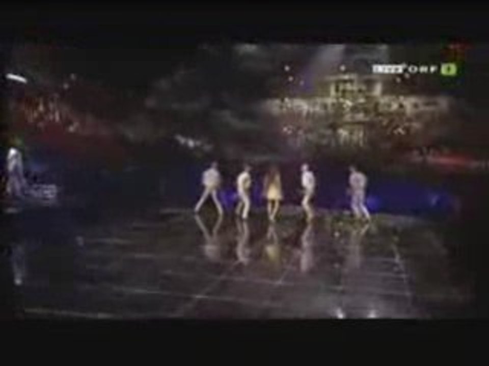 Hadise - Düm Tek Tek (Helena Paparizou Edit)