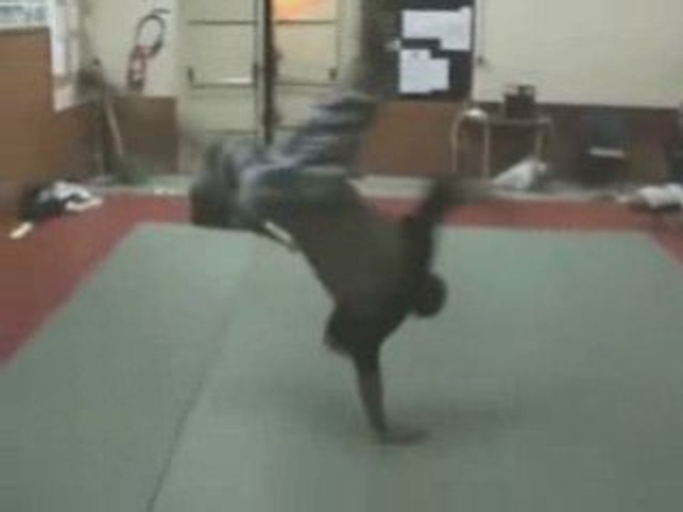 Trailer Bboy Bouba