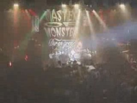 Dir En Grey - Accident de Toshiya et Die