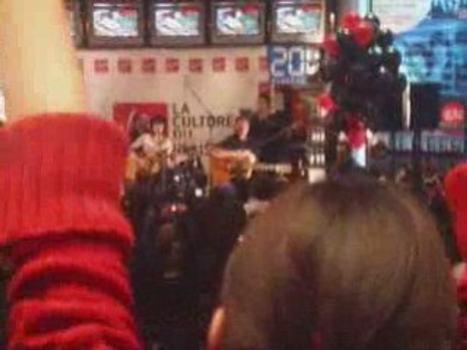 Superbus 13.02.09 (Showcase) - Ca mousse [2/2]