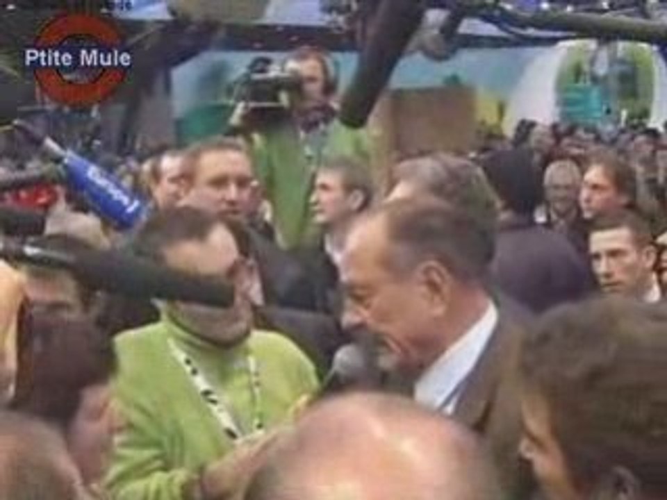 J. Chirac, super-star au salon