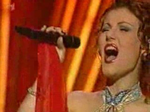 Tuğba Önal - Dön Artık