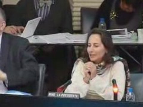 Poitou-Charentes : Ségolène Royal assume son plan de relance