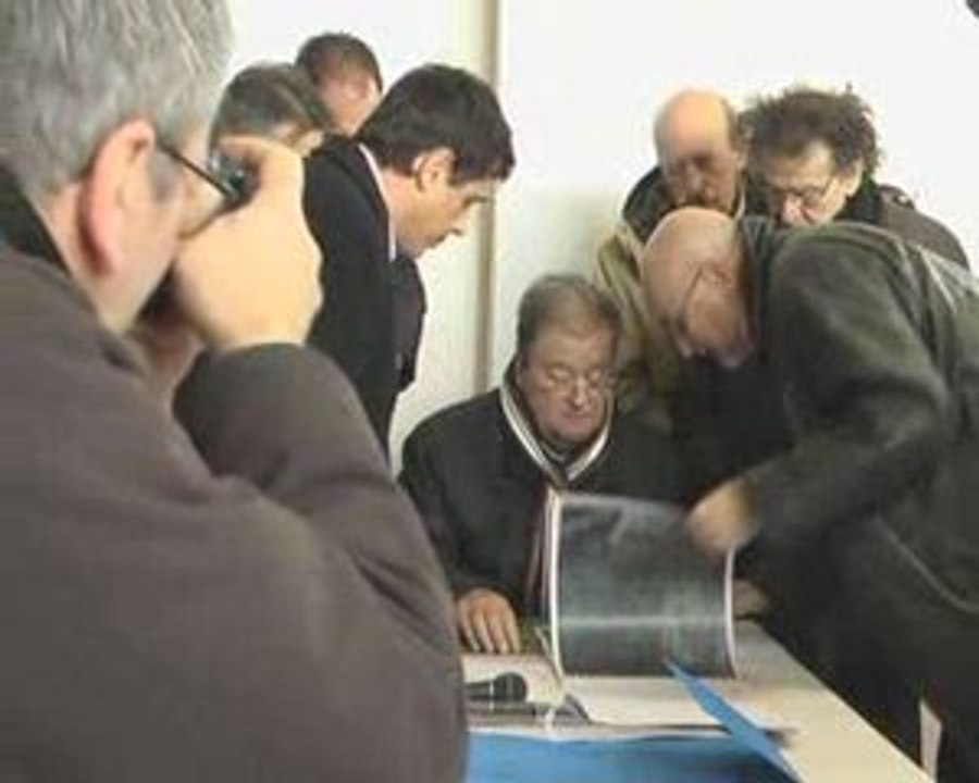 Visite georges freche sur le site du futur lycee