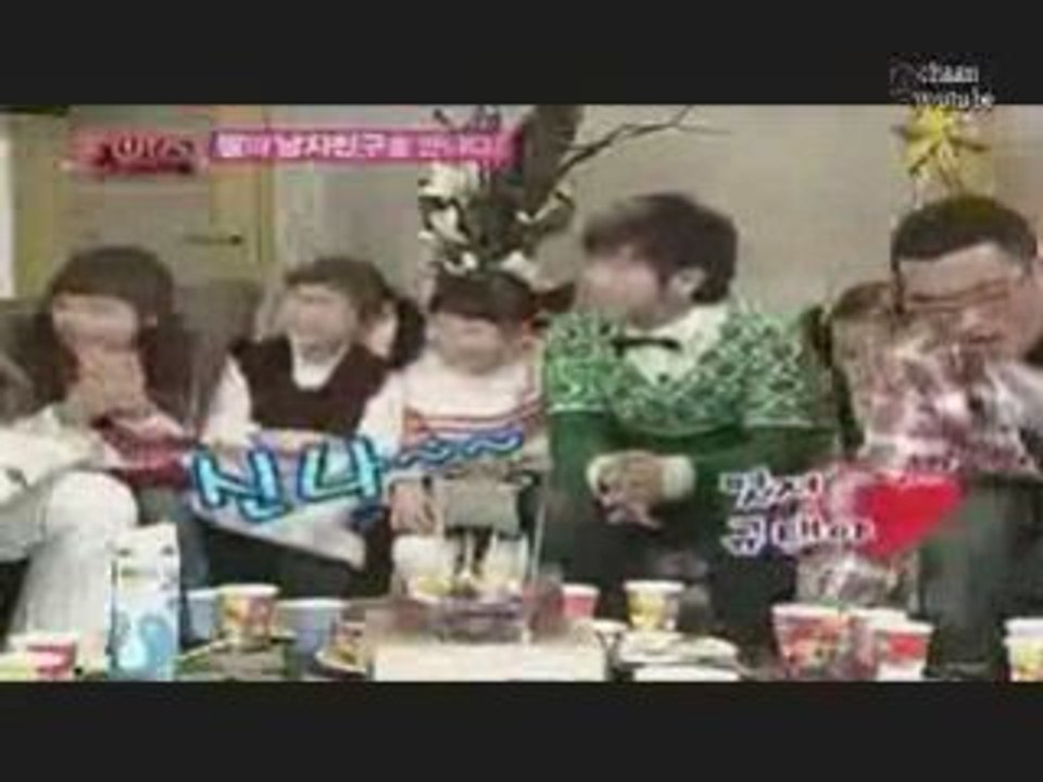 Hongki & Heechul chante HaruHaru