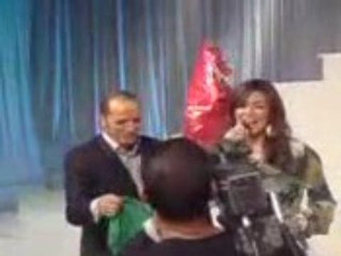 Amel Bouchoucha à Saraha Raha ( Live )