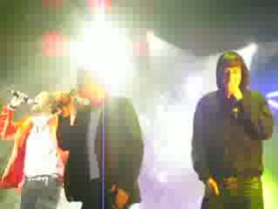 Battle (9)