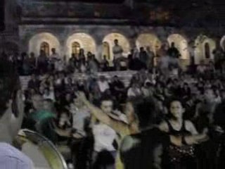 15 Αύγουστος 2008 στη Δίβρη.Ριζιώτες και Βουρκάροι στο χορό.