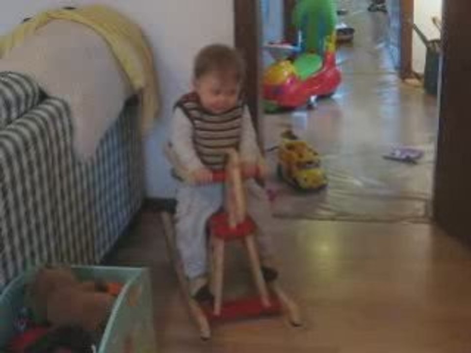 Mattéo fait du cheval