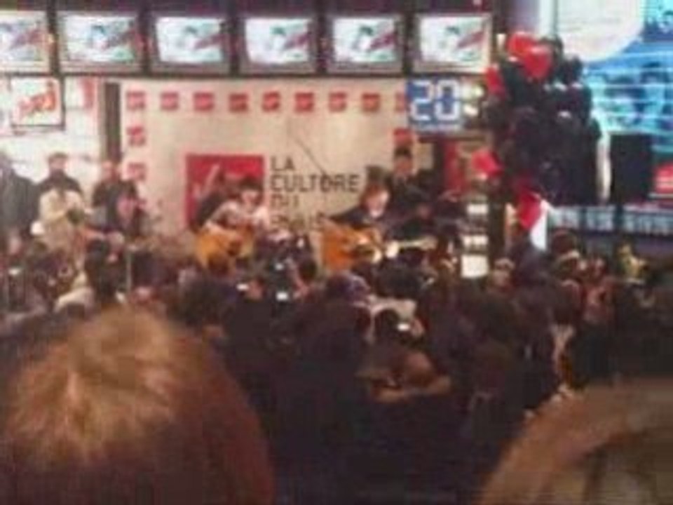 Superbus 13.02.09 (Showcase) - Addictions [2/2]