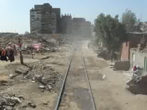 Каир, как он виден из поезда.