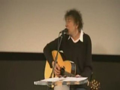 Alain Souchon: La vie ne vaut rien (acoustic live)