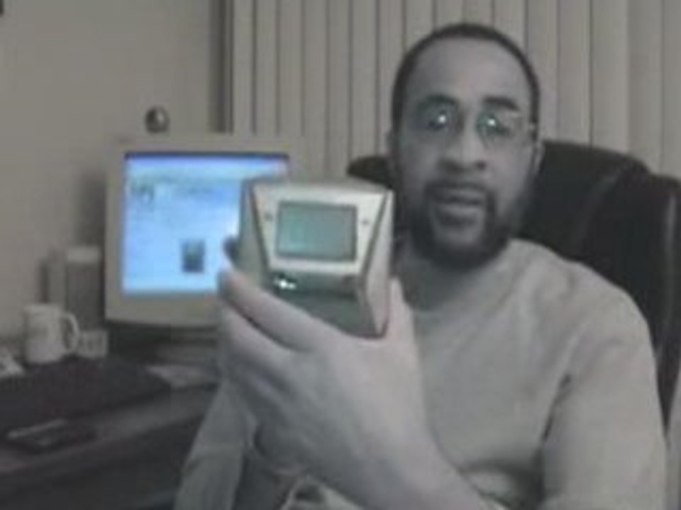 SONY CLOCK RADIO SPY-CAMERA (Records in TOTAL DARKNESS!)