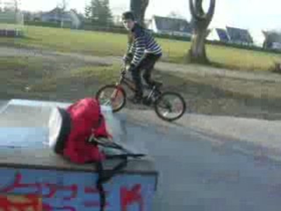 theo slide