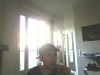 Wiwi égratigne "Un être idéal"