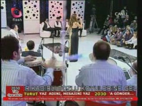 25 $ubat 2oo9 Türüt Show KaDeR-Bu Sehir Girdap gülüm