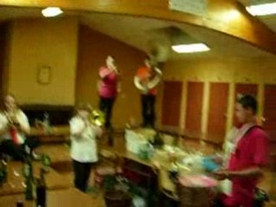 Chiures de mouches par la lyre en délire