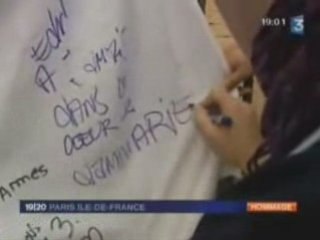 Un homme tue sa femme et ses deux enfants - hommage 77190