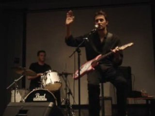 02 - Lonj - Show case Fnac de Bordeaux - 21 02 2009