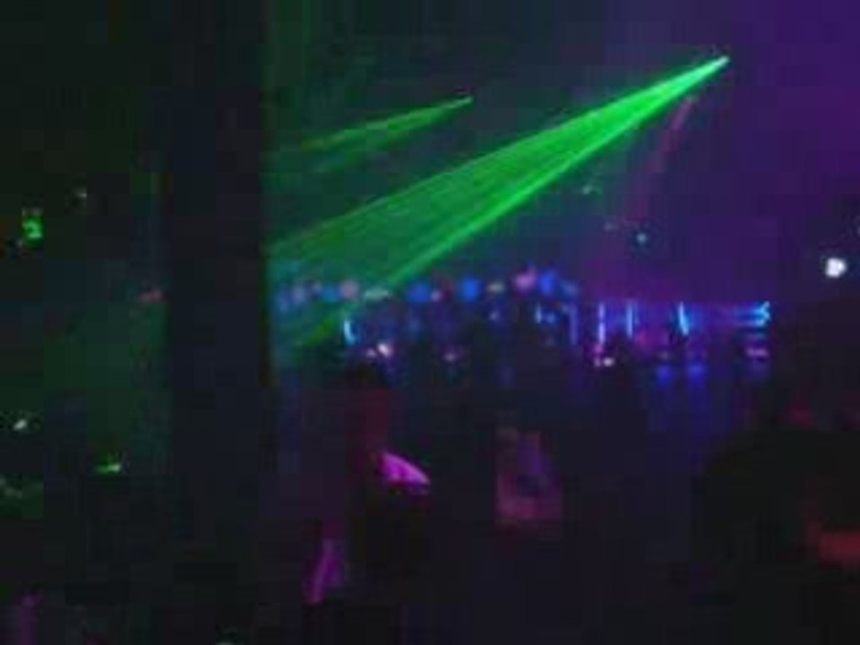 Edouard @ Pure Club - 20fev09 - By Matt32