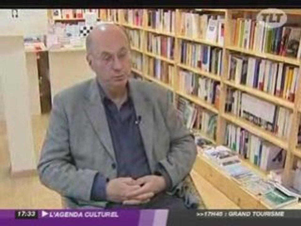 A lire : "Autobiographie d'un épouvantail" de Boris Cyrulnik