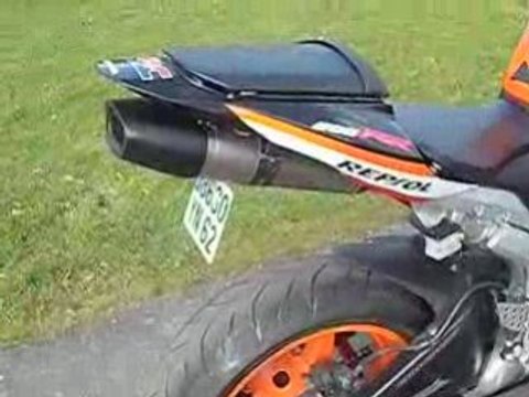 HONA 600 CBR REPSOL AKRAPOVIC