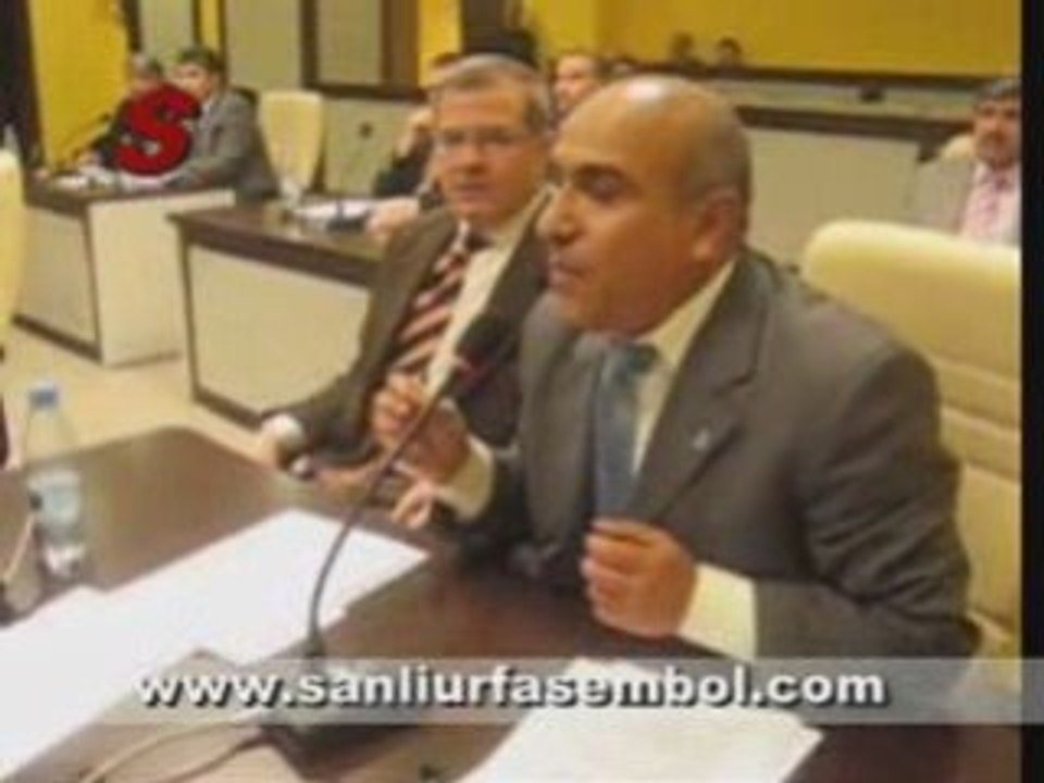 MECLİS TOPLANTISINDA TARTIŞMA