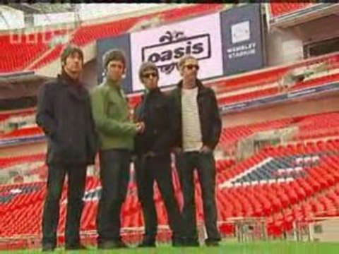 Katie Holmes annoyed over Suri rumours